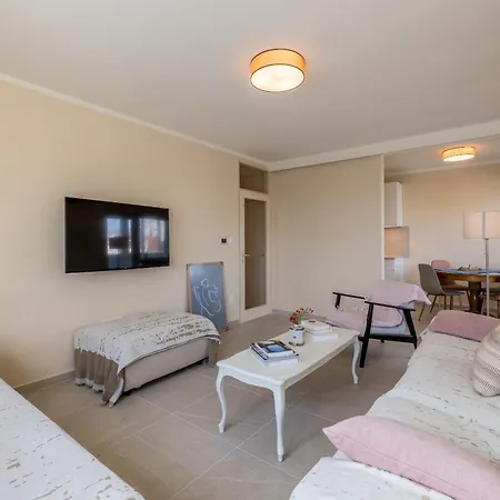 Le Blue, With Sea View شقة سبليت