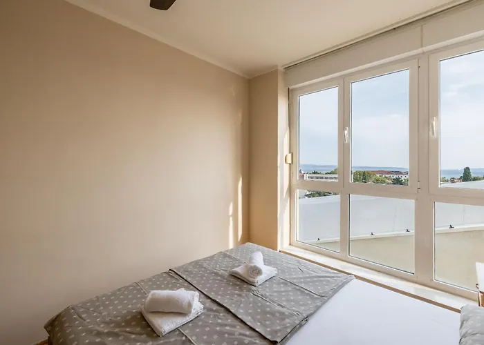 Le Blue, With Sea View * سبليت