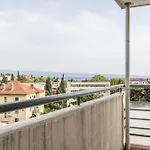 Le Blue, With Sea View Апартаменты Сплит